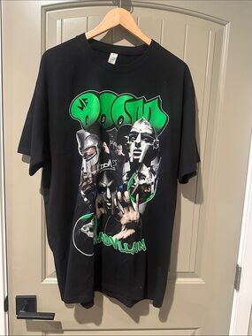MF DOOM Tshirt XL